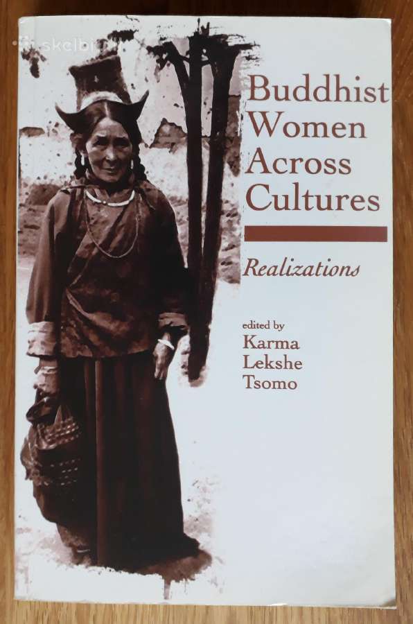 Knyga "Buddhist Women Across Cultures"