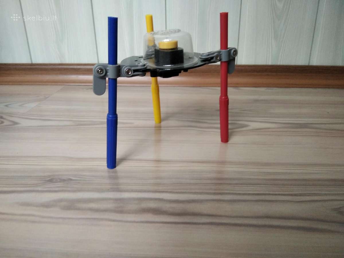 Parduodu piešiantį robotą
