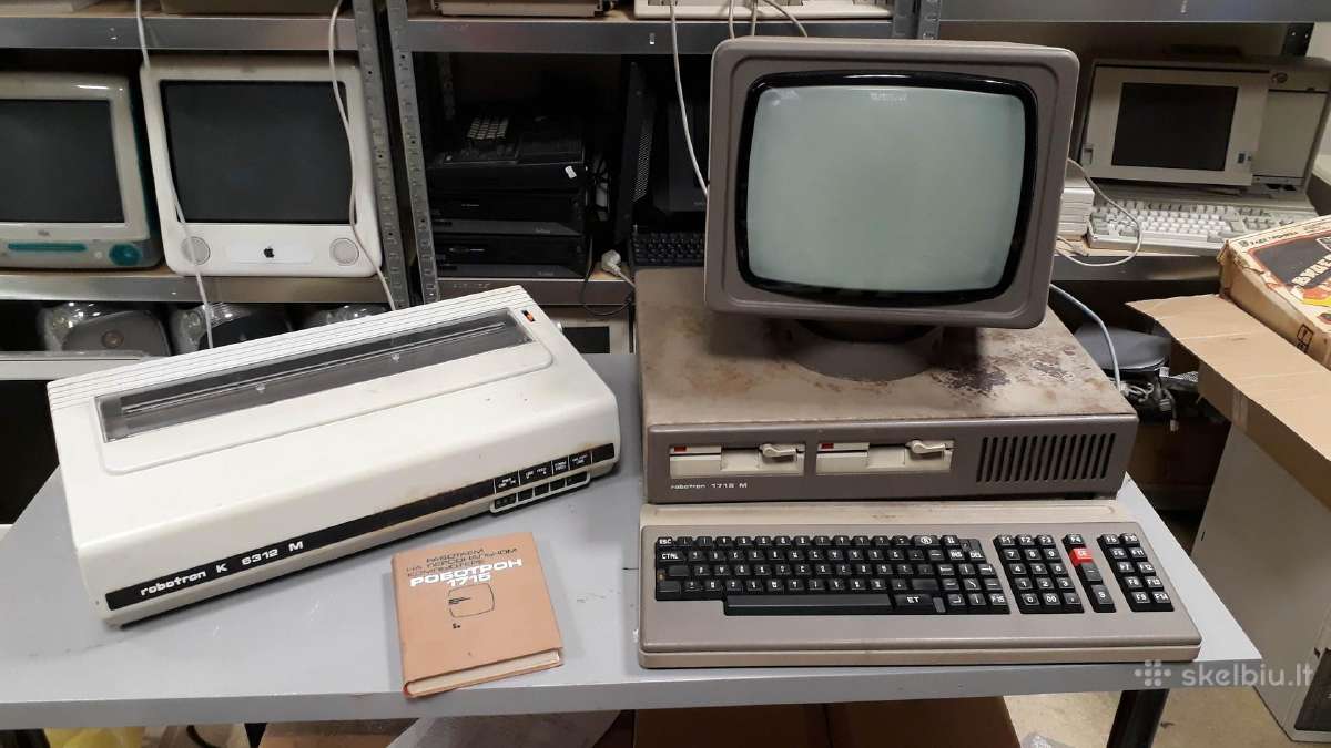 Ieškau seno retro kompiuterio Robotron