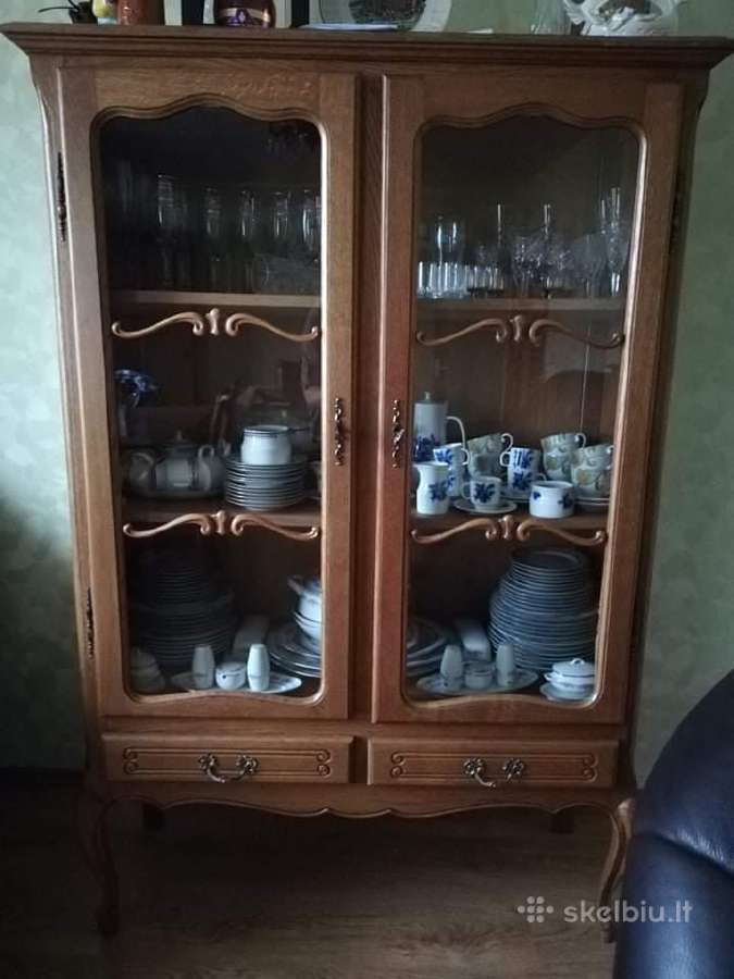 Antikvariniai, ąžuoliniai Xxa. Indauja ir komoda