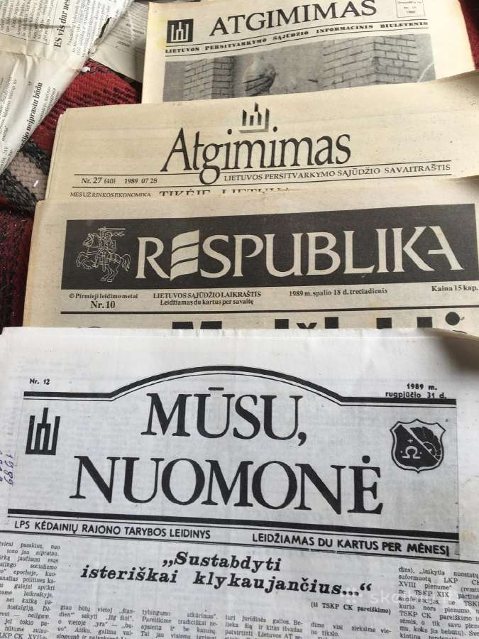 Įvairūs seni laikraščiai - nuotraukos Nr. 4