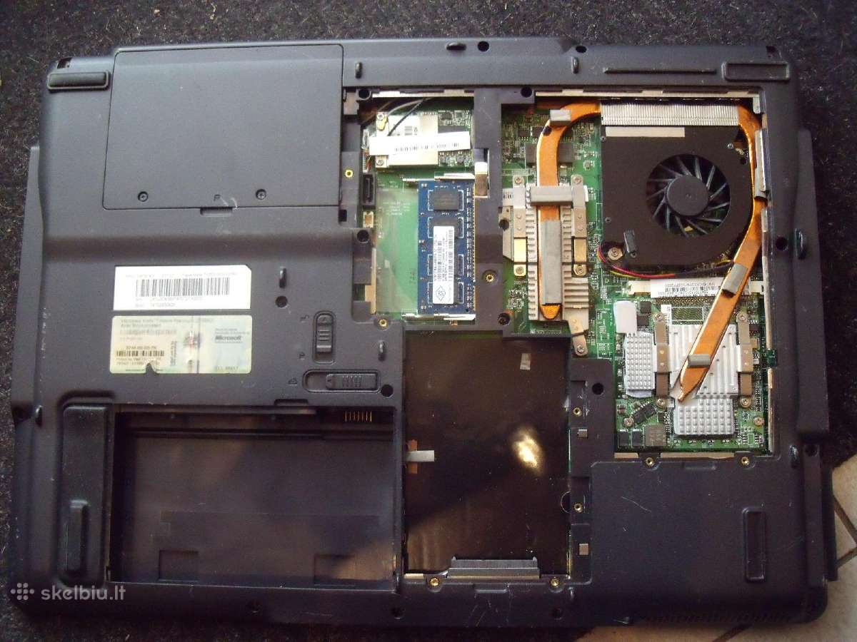 Acer su defektu - nuotraukos Nr. 12
