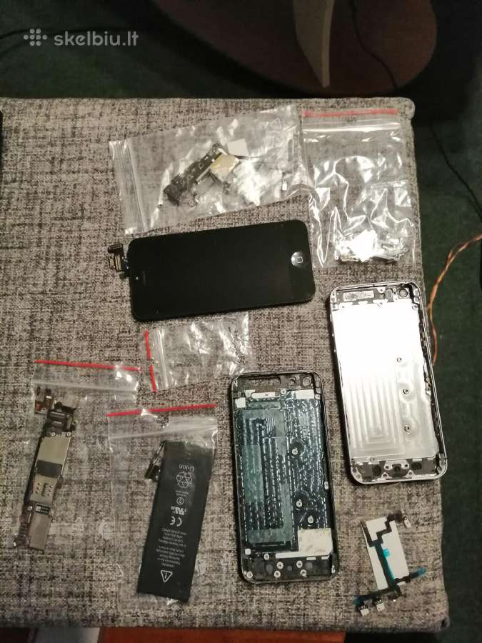 iPhone 5 veikiantis-išardytas