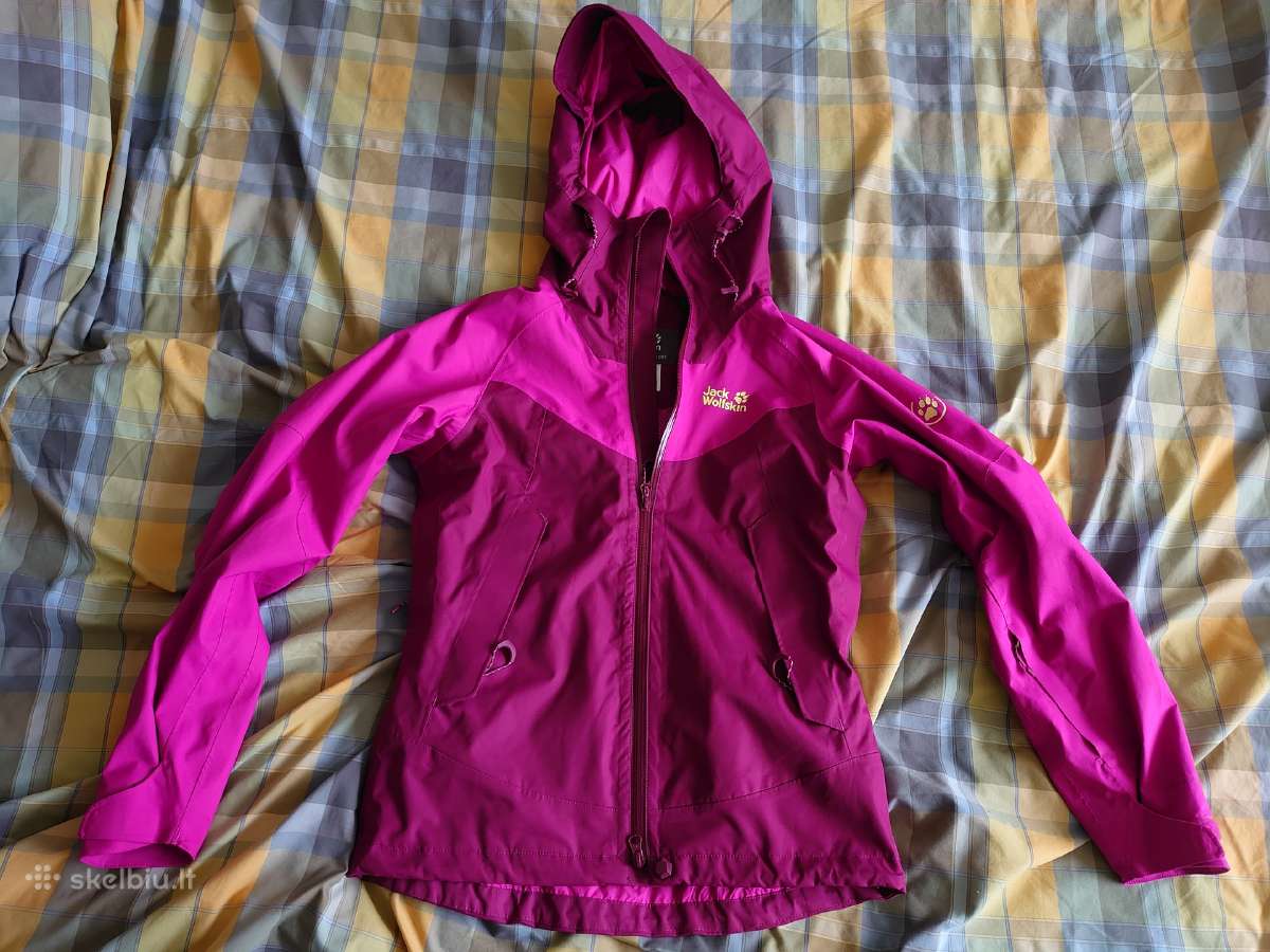 Moteriška striukė Jack Wolfskin.