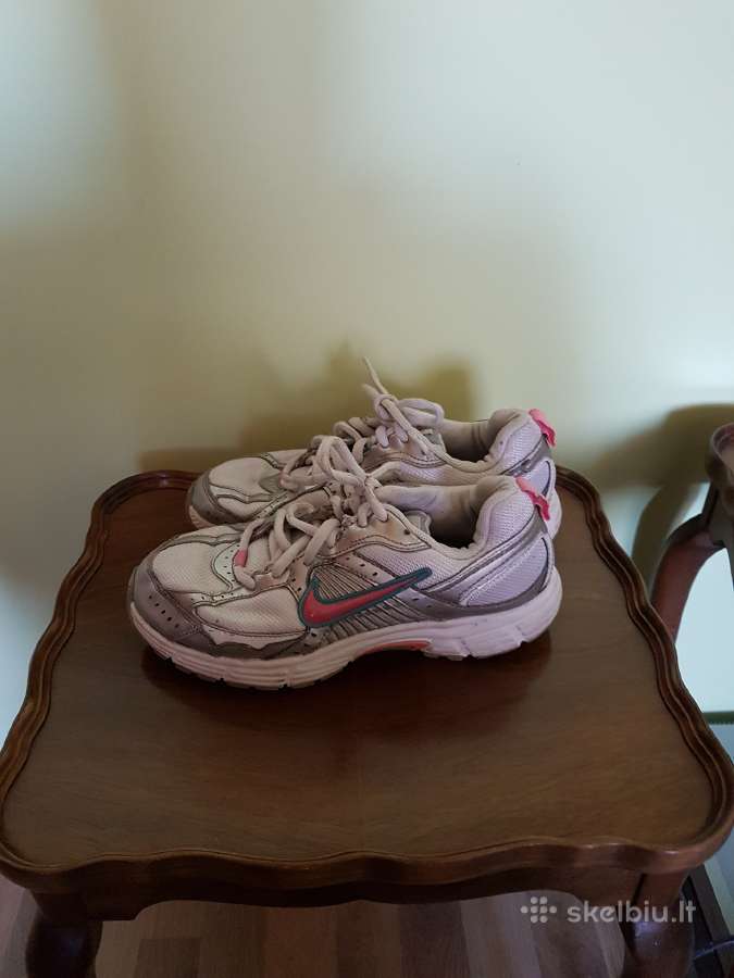 Nike kedai