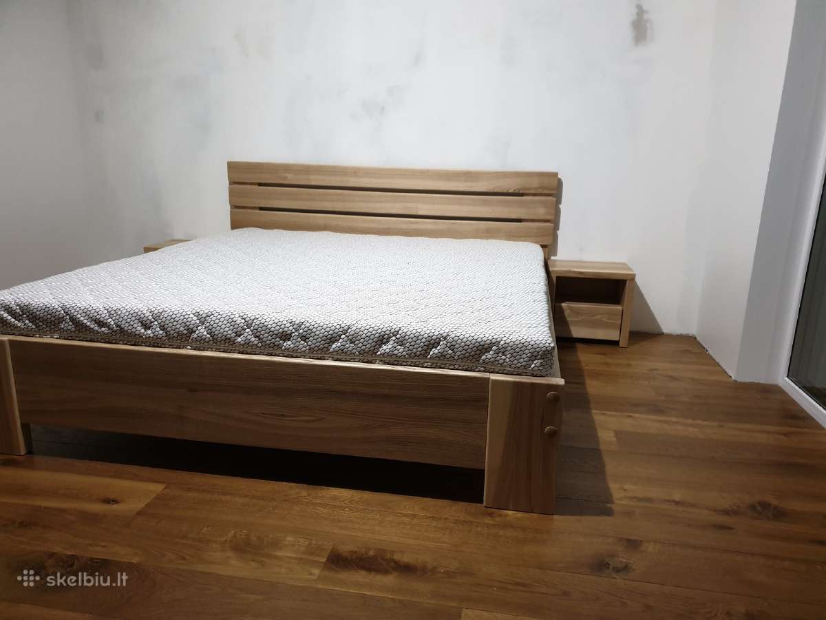 Parduodu uosio masyvo lova su stalciais - nuotraukos Nr. 2