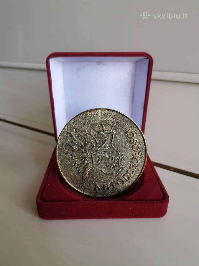 Parduodu sunkaus metalo, stalo medalį skirtą . - nuotraukos Nr. 4