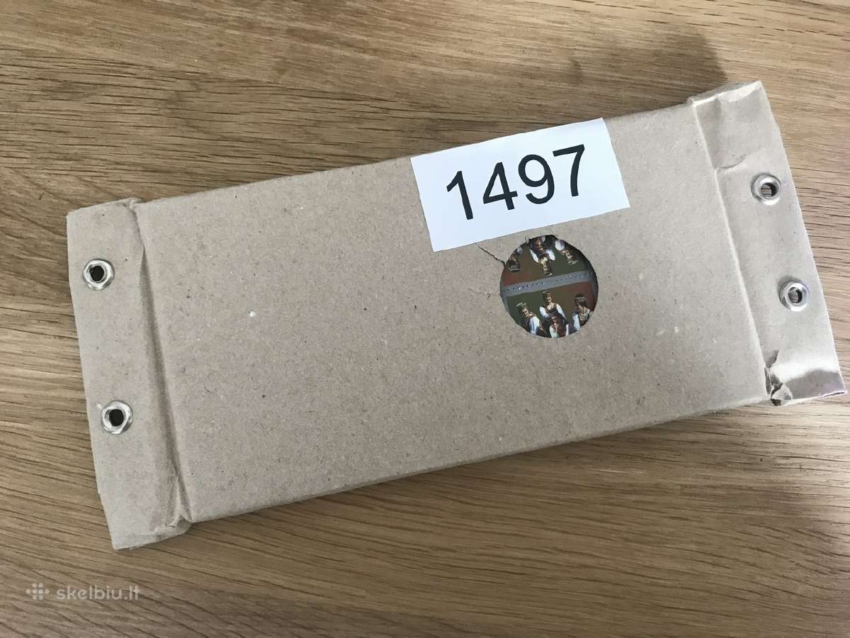 Lietuva 1998 m.lapelis Mnh vertė 2000eur.
