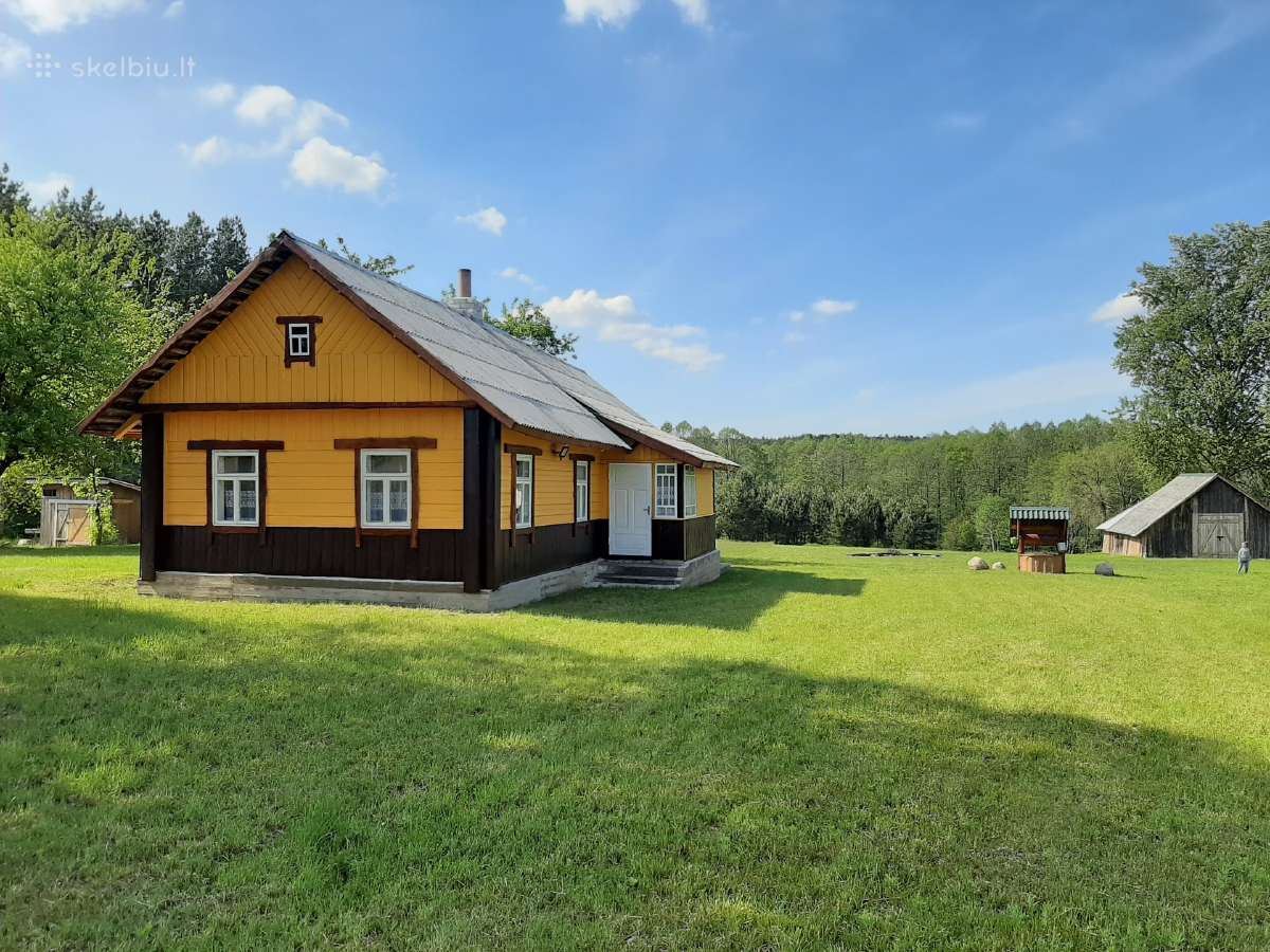 Pirmas namas