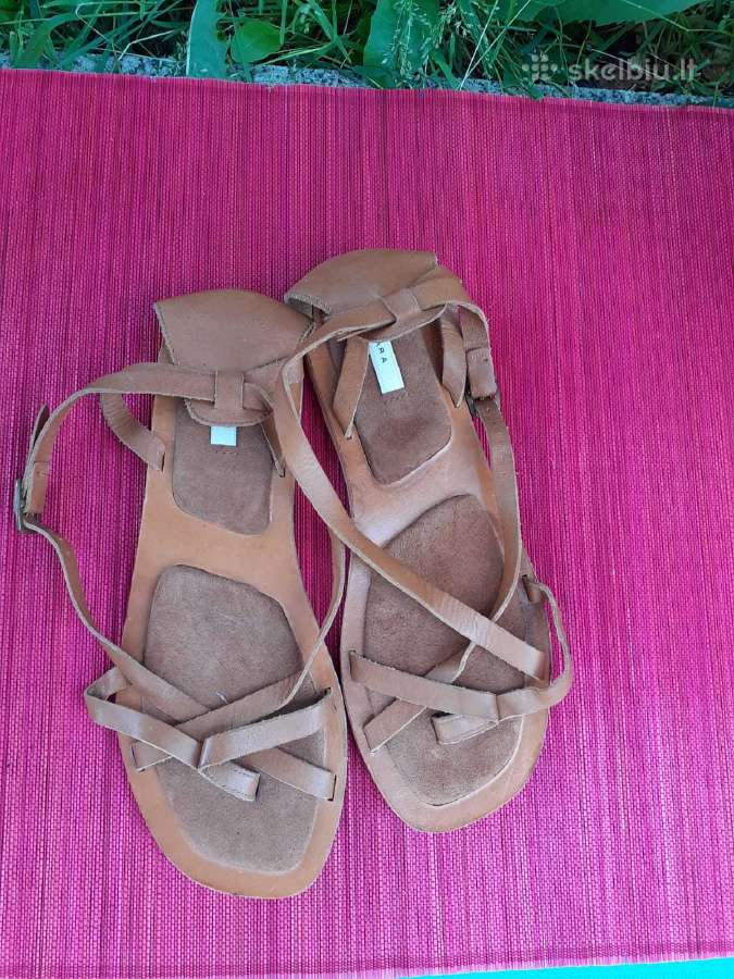 Zara naturalios odos basutes
