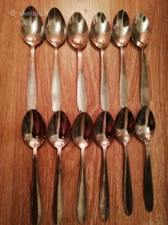 12 nauju saukstu komplektas