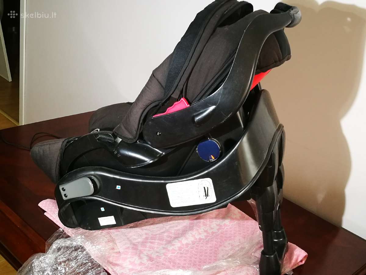 Automobilinė vaikiška kėdutė nešyklė