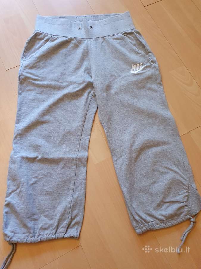 Nike laisvalaikio kelnės