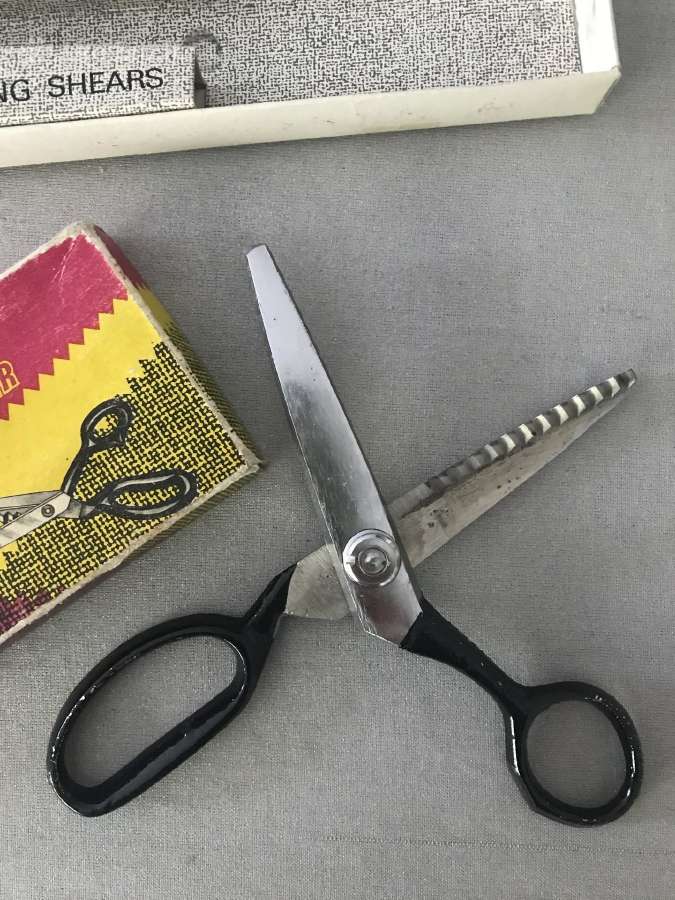 Vintage karbuotos žirklės figūrinės - nuotraukos Nr. 3