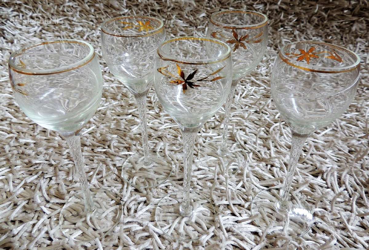 Stiklinės taurelės ant aukštos kojelės - nuotraukos Nr. 2