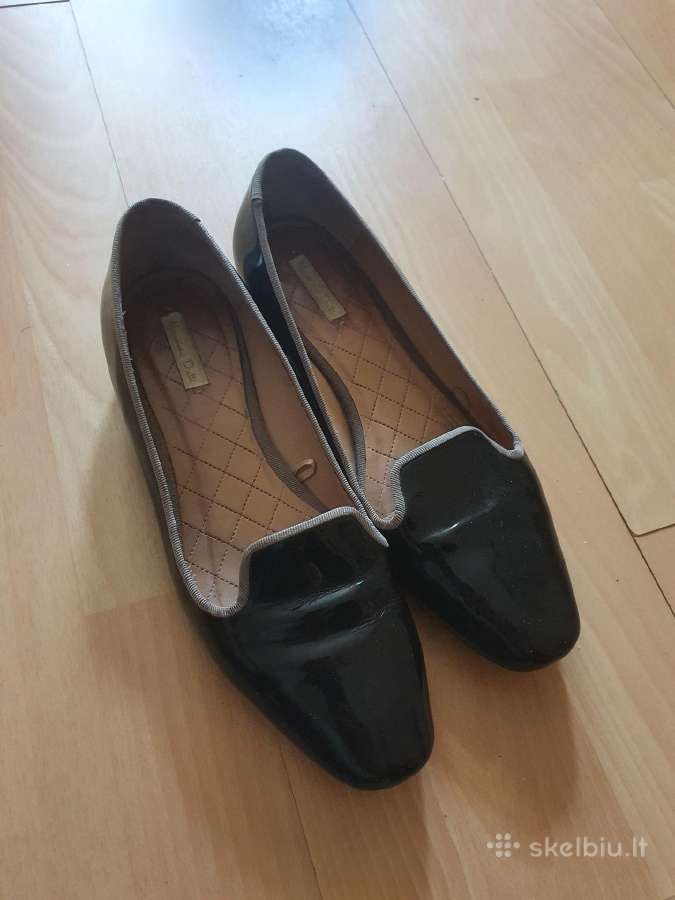 Massimo Dutti odiniai lakuoti bateliai