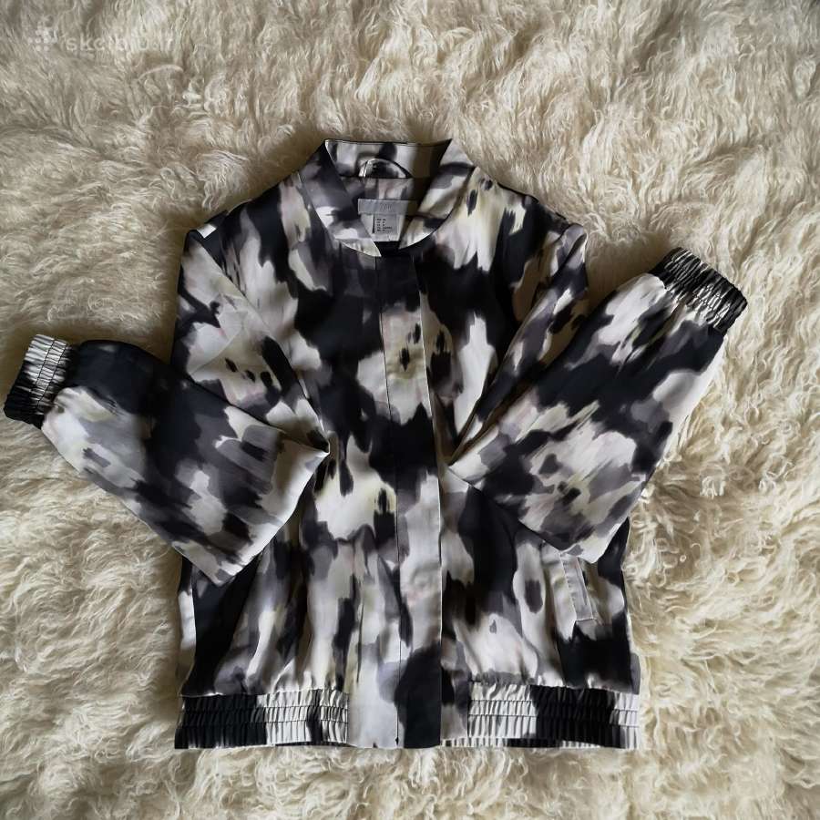 H&m gražus švarkelis