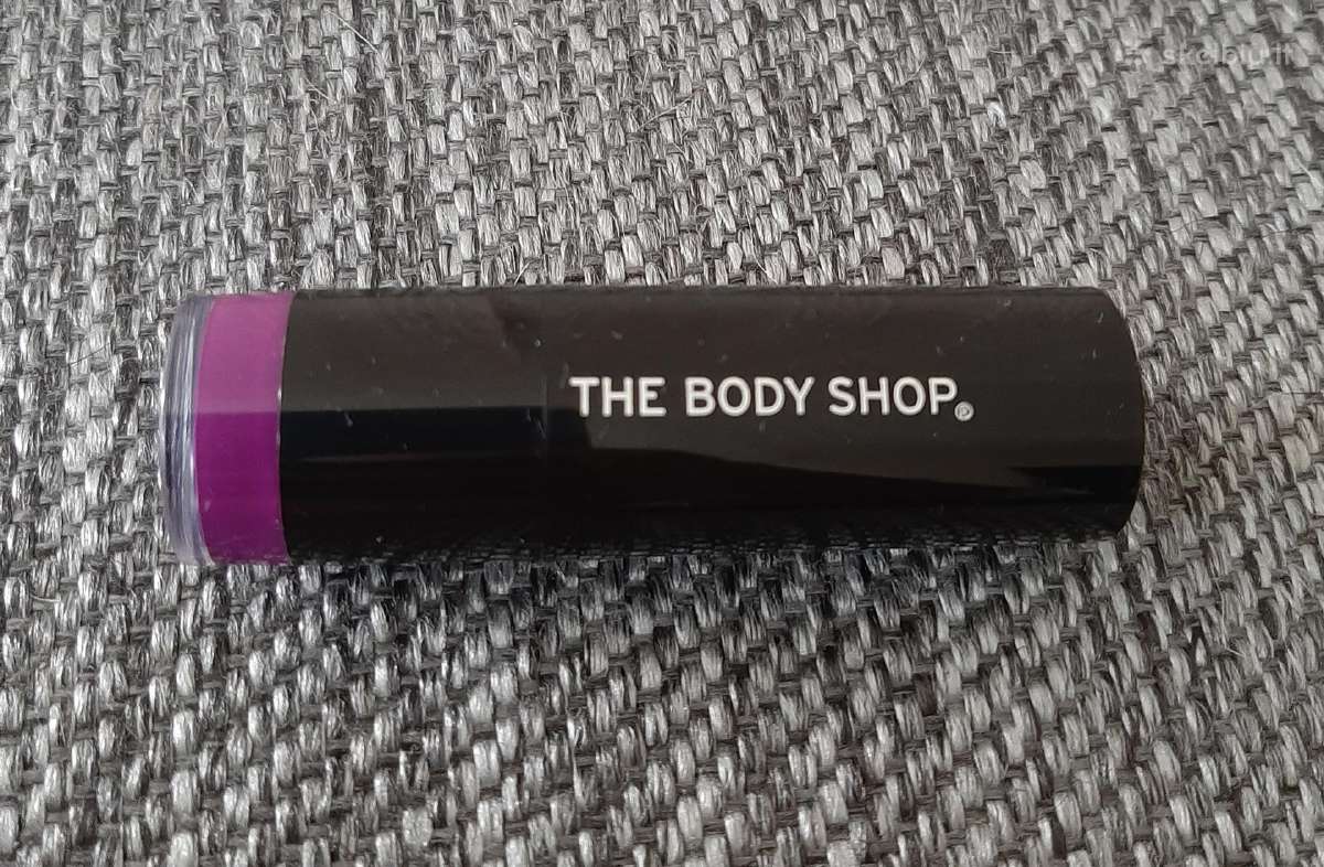 Nauji Body Shop violetiniai lūpų dažai