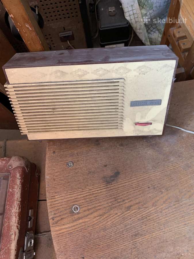 Tarybinių laikų radiotaškas Sož 305