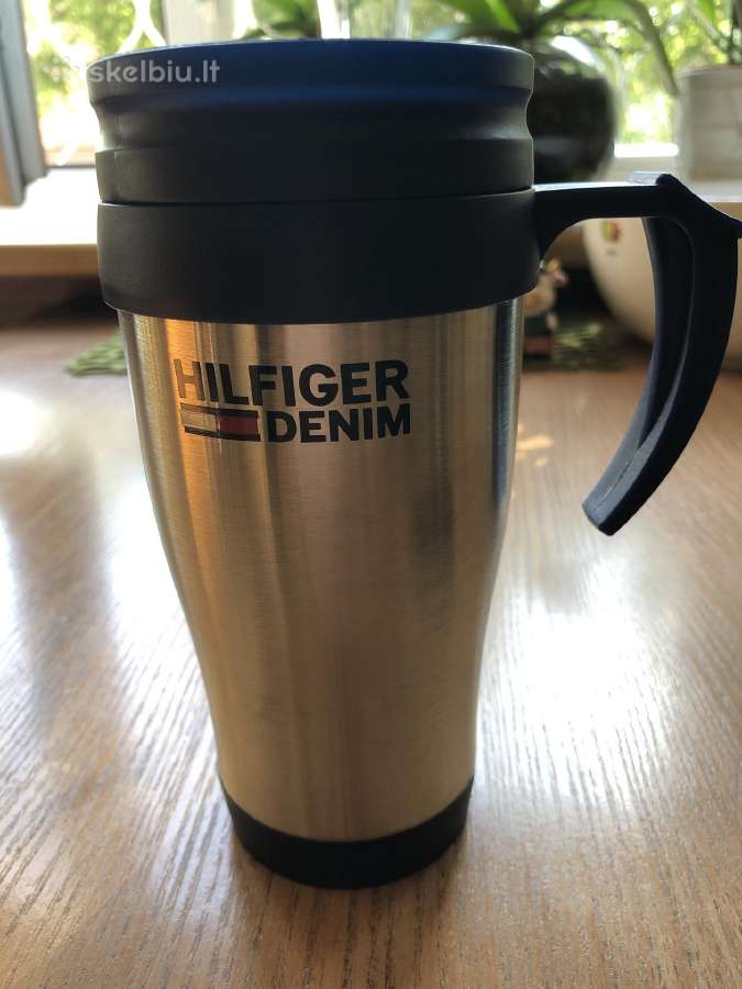 Hilfiger gertuvė.