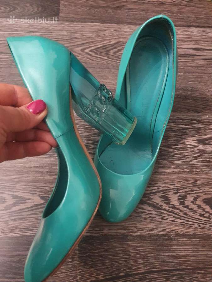 Casadei melsvi aukštakulniai, 39 d.