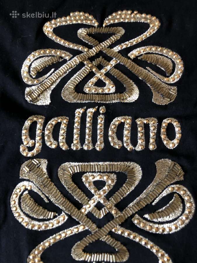Nauja Galliano bliuskutė