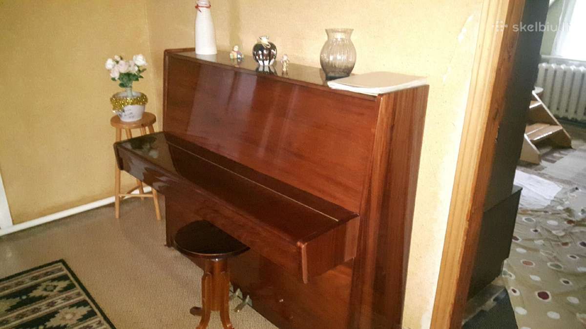 Pianinas Belarus