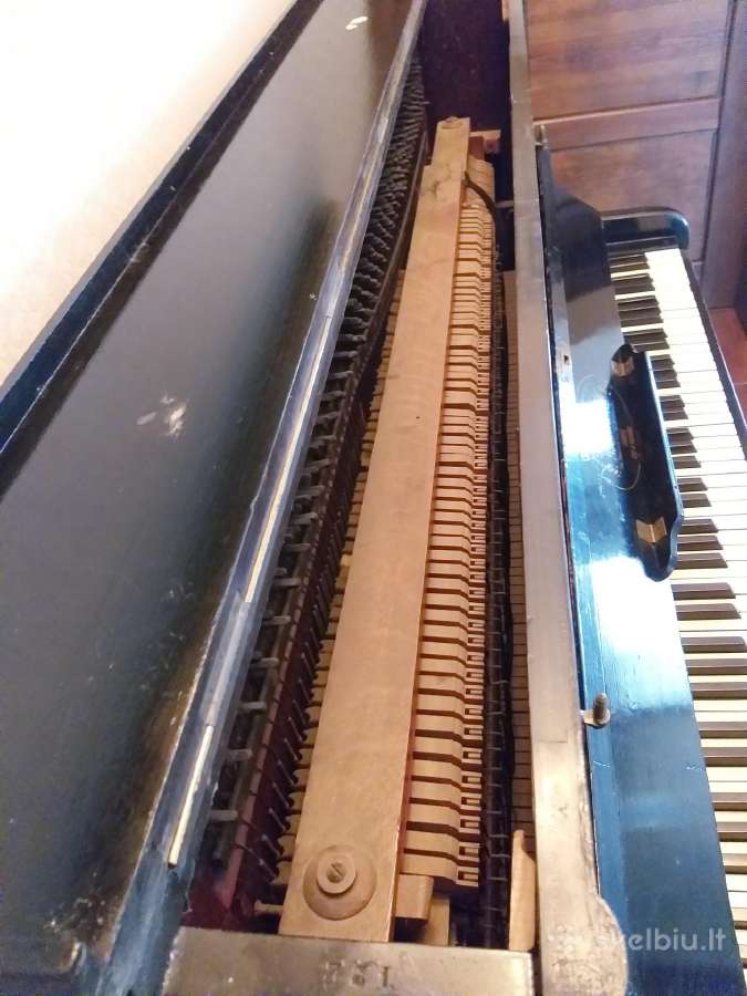 S. Moutrie & Co. pianinas - nuotraukos Nr. 9
