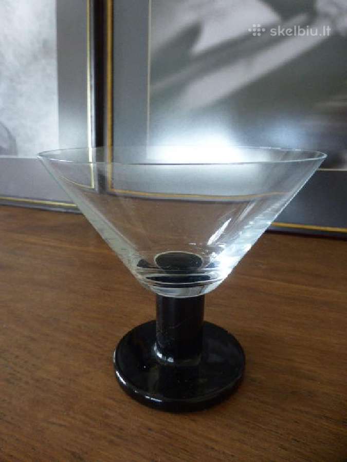 Martini taurės