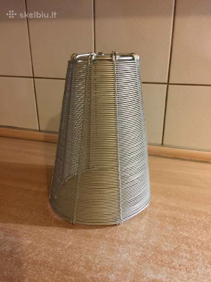 Gaubtas metalinis pakabinamam šviestuvui