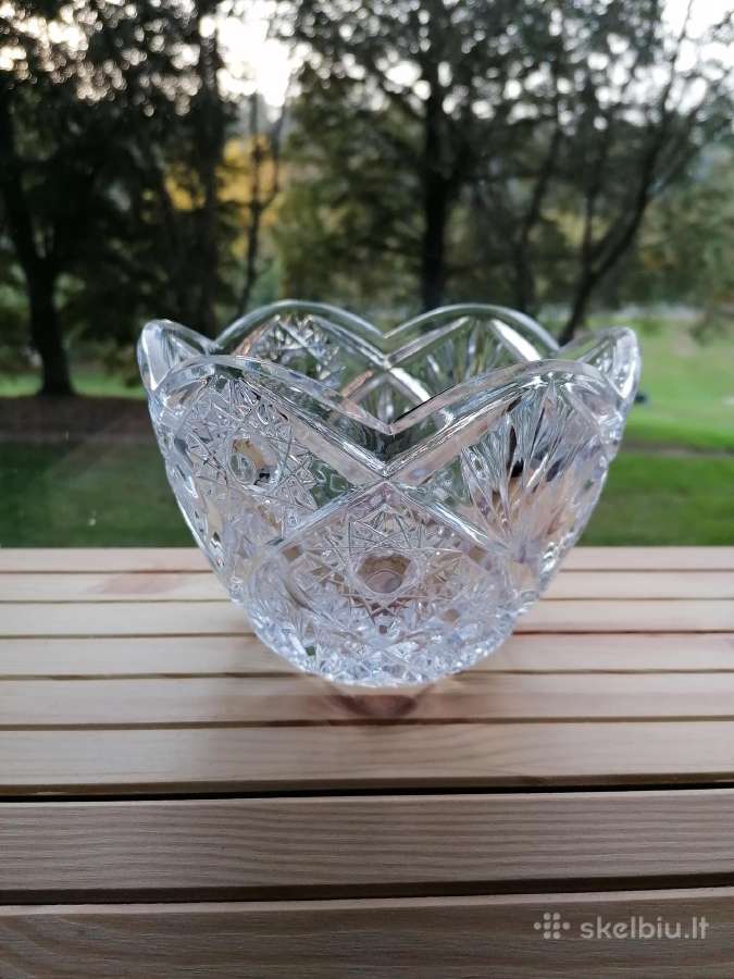 Krištolinė vaza