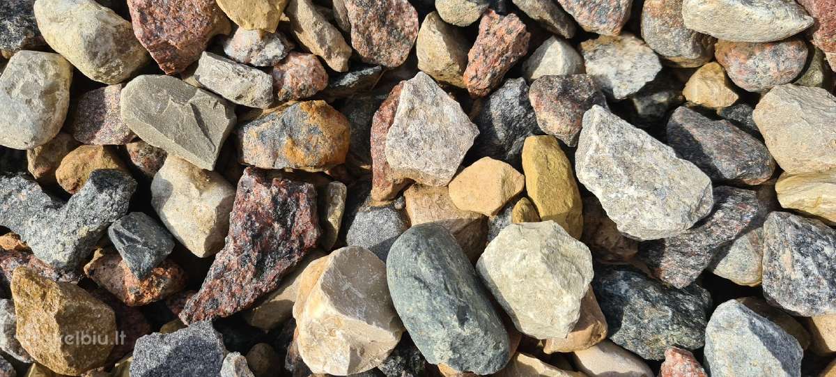 Sijoti Ir Skaldyti Akmenukai,zvyras,smelis,juodzem - nuotraukos Nr. 8