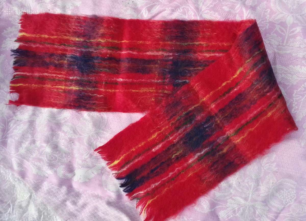 Naujas vilnonis šalikas