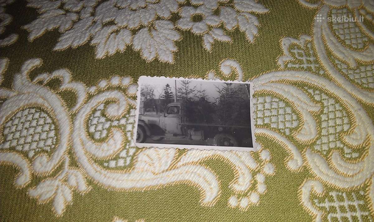 Seną nuotrauką 1950 m.