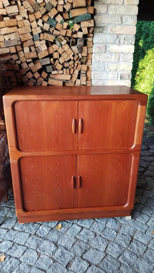 Vintažinė mid century tikmedžio masyvo spintelė - nuotraukos Nr. 4