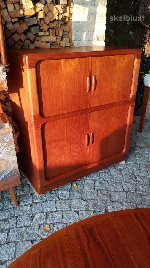 Vintažinė mid century tikmedžio masyvo spintelė - nuotraukos Nr. 16