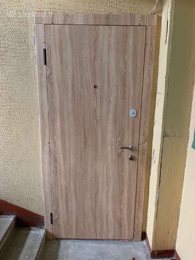 Durys butui, Šarvuotos durys nuo 450,00 Еur.