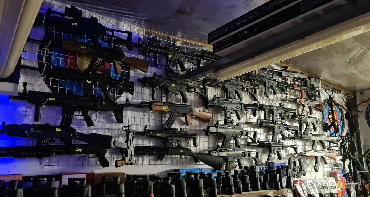 Airsoft ginklai,pistoletai,automatai, pneumatiniai - nuotraukos Nr. 16