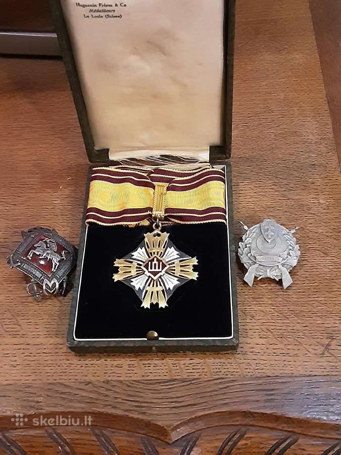 Ieškau apdovanojimu kolekcijai