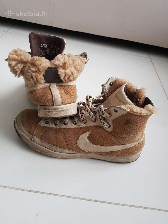 Nike batai