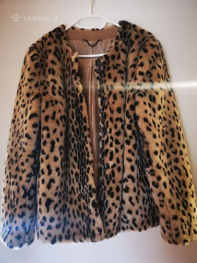 Gražus šiltas leopardinis paltukas