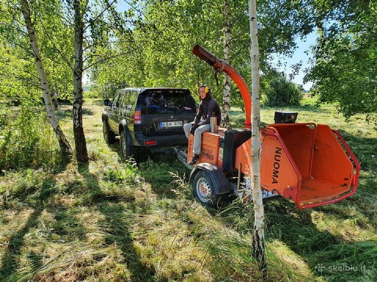Šakų medienos smulkintuvo nuoma 100 eurų - nuotraukos Nr. 7