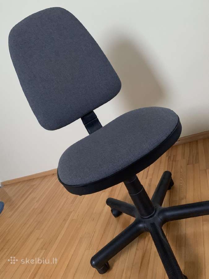 Supama kėdė su aukščio reguliavimu