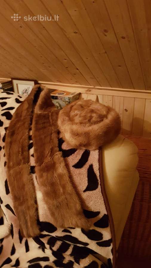 Norkutės kailio šalis ir kepurė