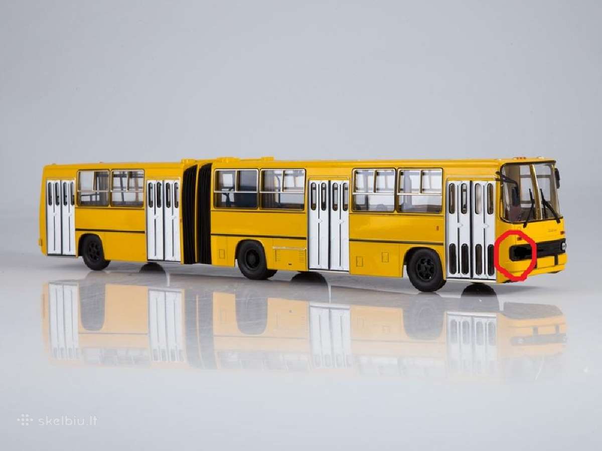Ikarus-280 (нет 1 фары)