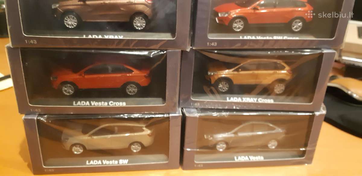 Lada 1/43