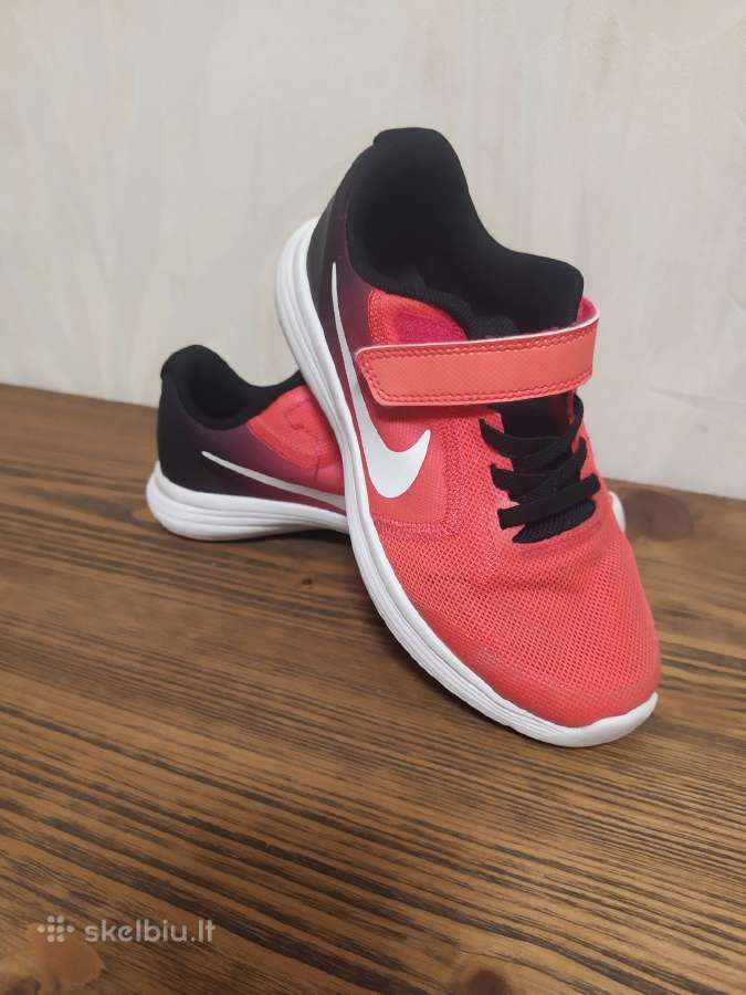 Nike kedukai mergaitei 31.5 dydžio - nuotraukos Nr. 2