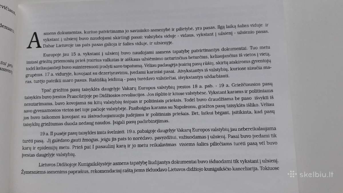Knyga. Pasai ir asmens dokumentai Lietuvoje - nuotraukos Nr. 2
