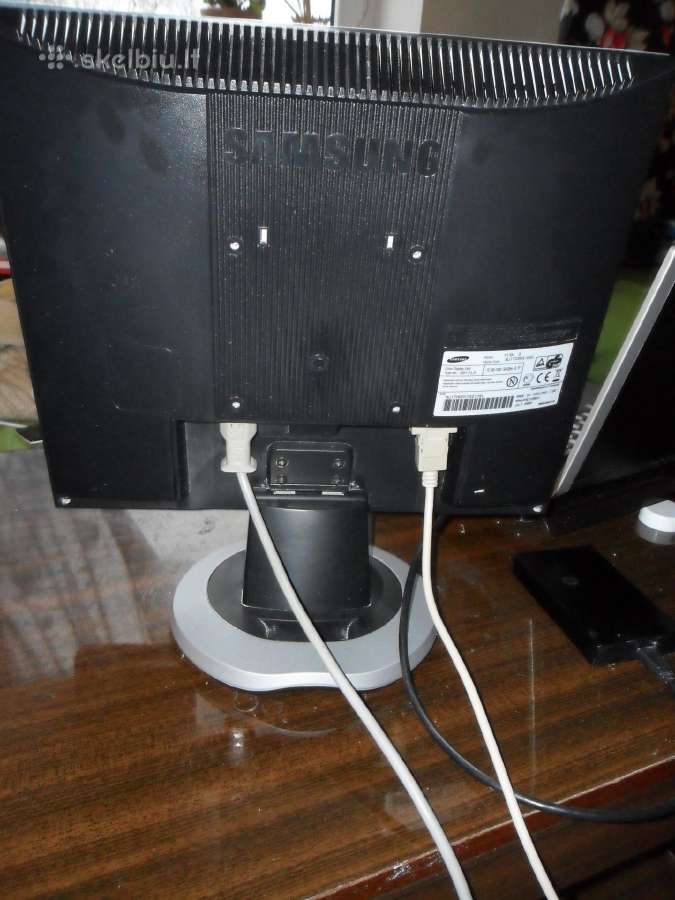 Parduodu monitoriu. Kaina: 110eur - nuotraukos Nr. 2