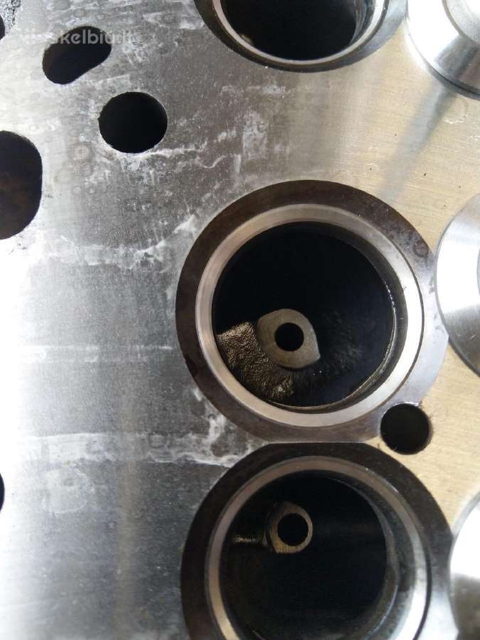 John Deere varikliai 6068hf 120 , 9400 kombainas - nuotraukos Nr. 7